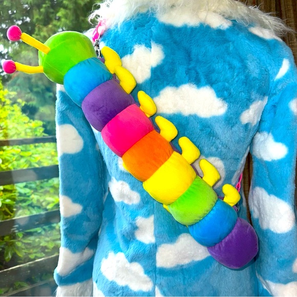 HP🌈[ Club Exx ] Gone to Wonderland Caterpillar Sling Bag - Picture 14 of 14